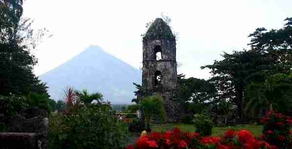 Cagsawa Church Ruins