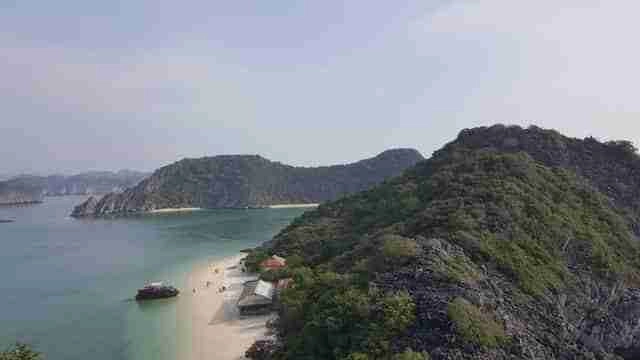 Islands in Halong Bay