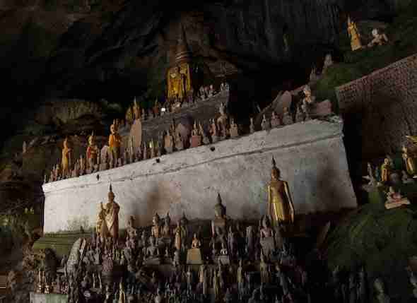 Pak Ou Caves luang prabang Laos